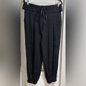 Mango Black Ankle Length Pants Size Medium
